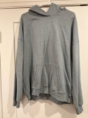 Hollister Women’s Light Blue Pullover Hoodie